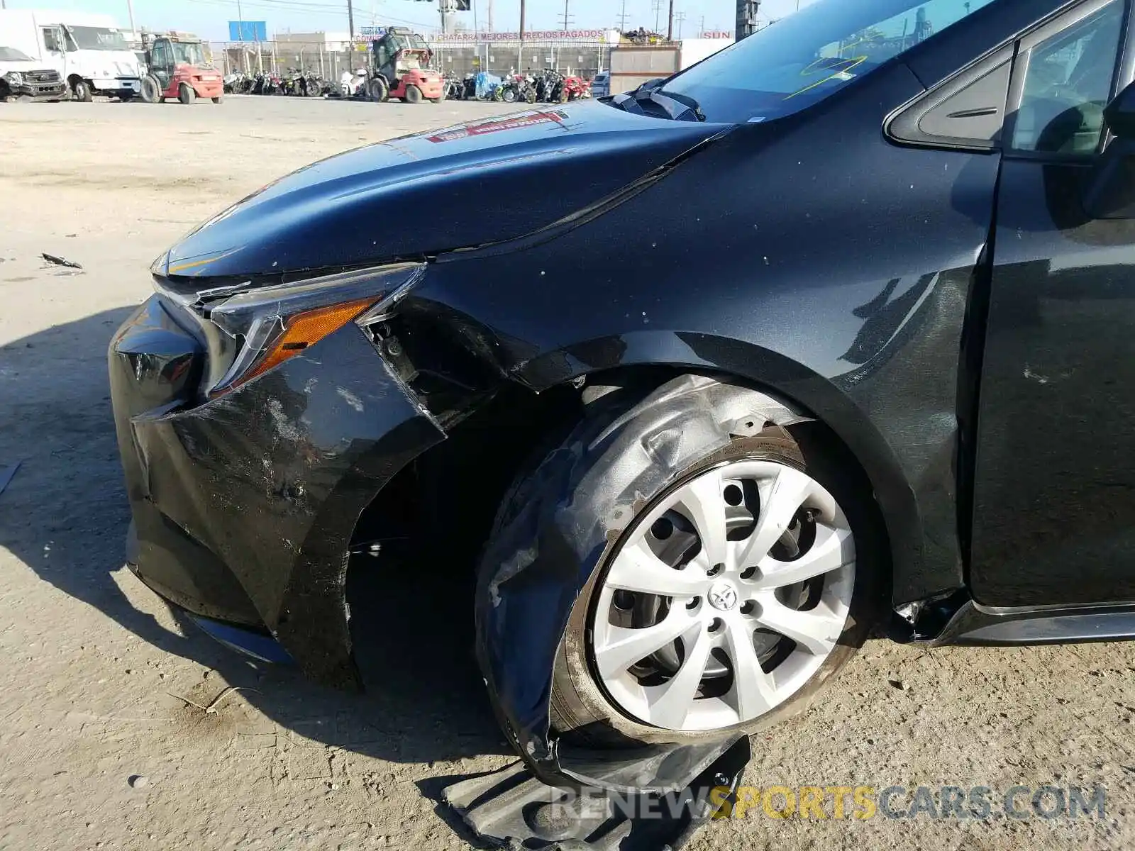 9 Photograph of a damaged car 5YFEPRAE8LP115990 TOYOTA COROLLA 2020