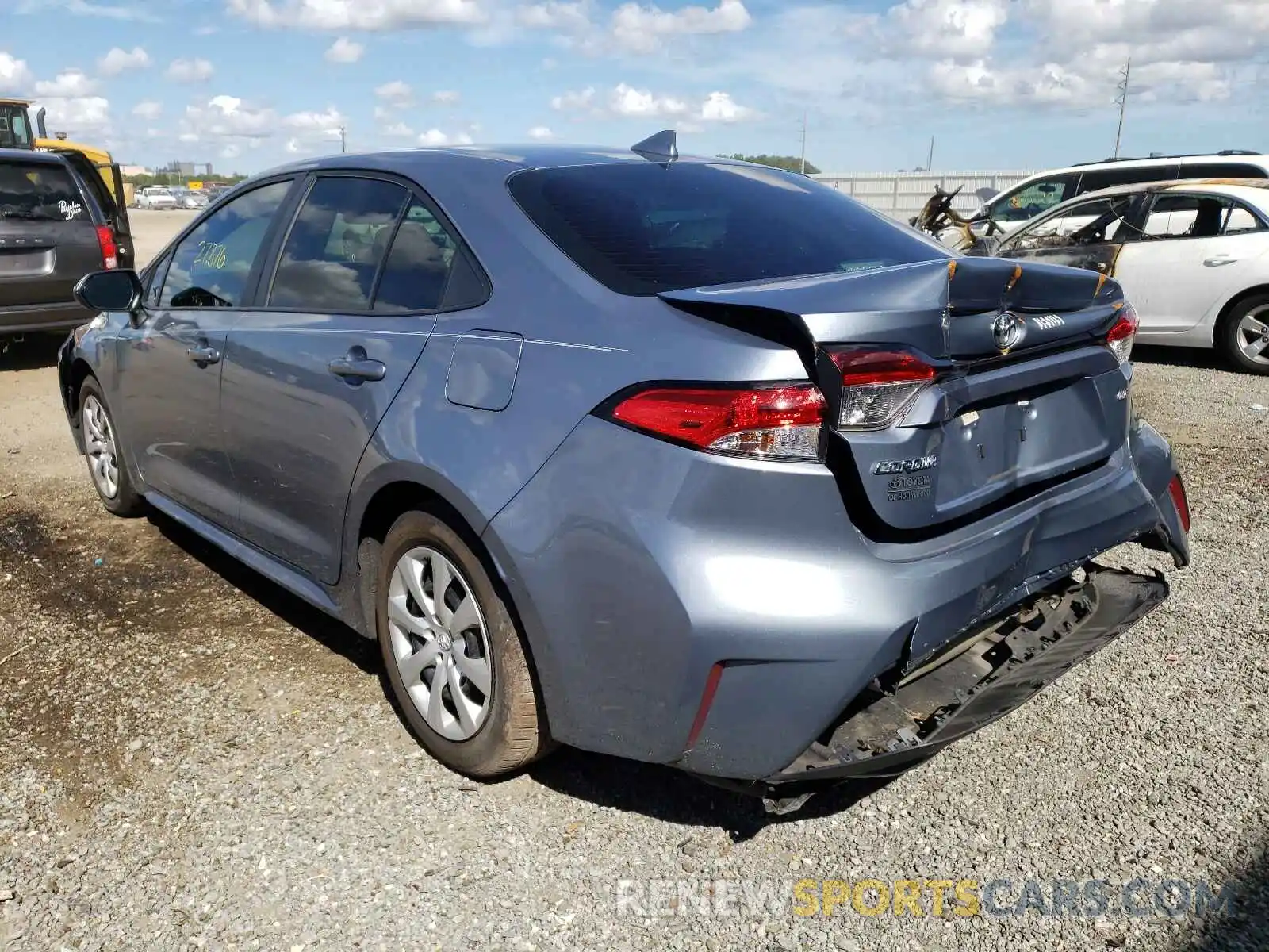 3 Photograph of a damaged car 5YFEPRAE8LP116038 TOYOTA COROLLA 2020