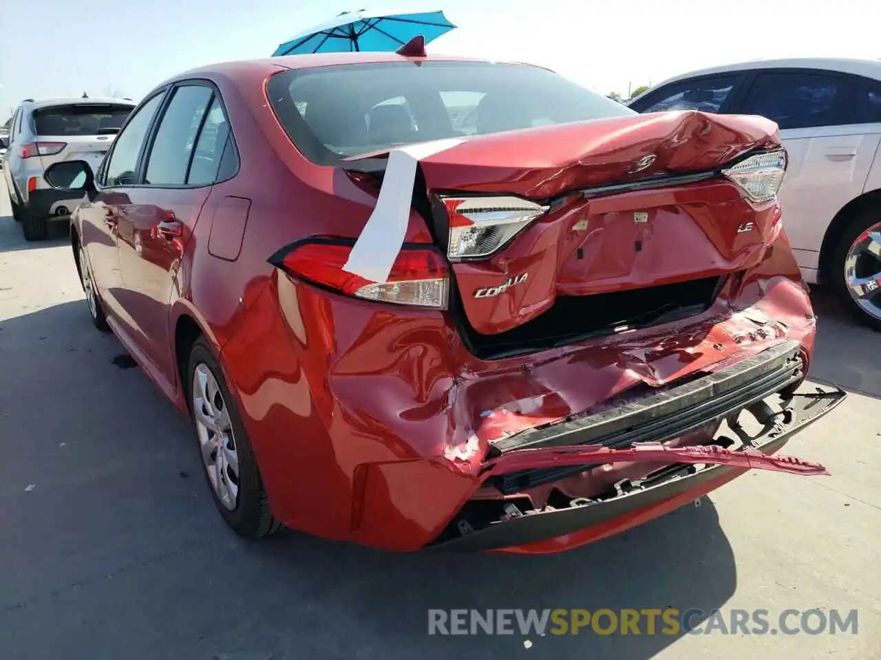 3 Photograph of a damaged car 5YFEPRAE8LP116203 TOYOTA COROLLA 2020