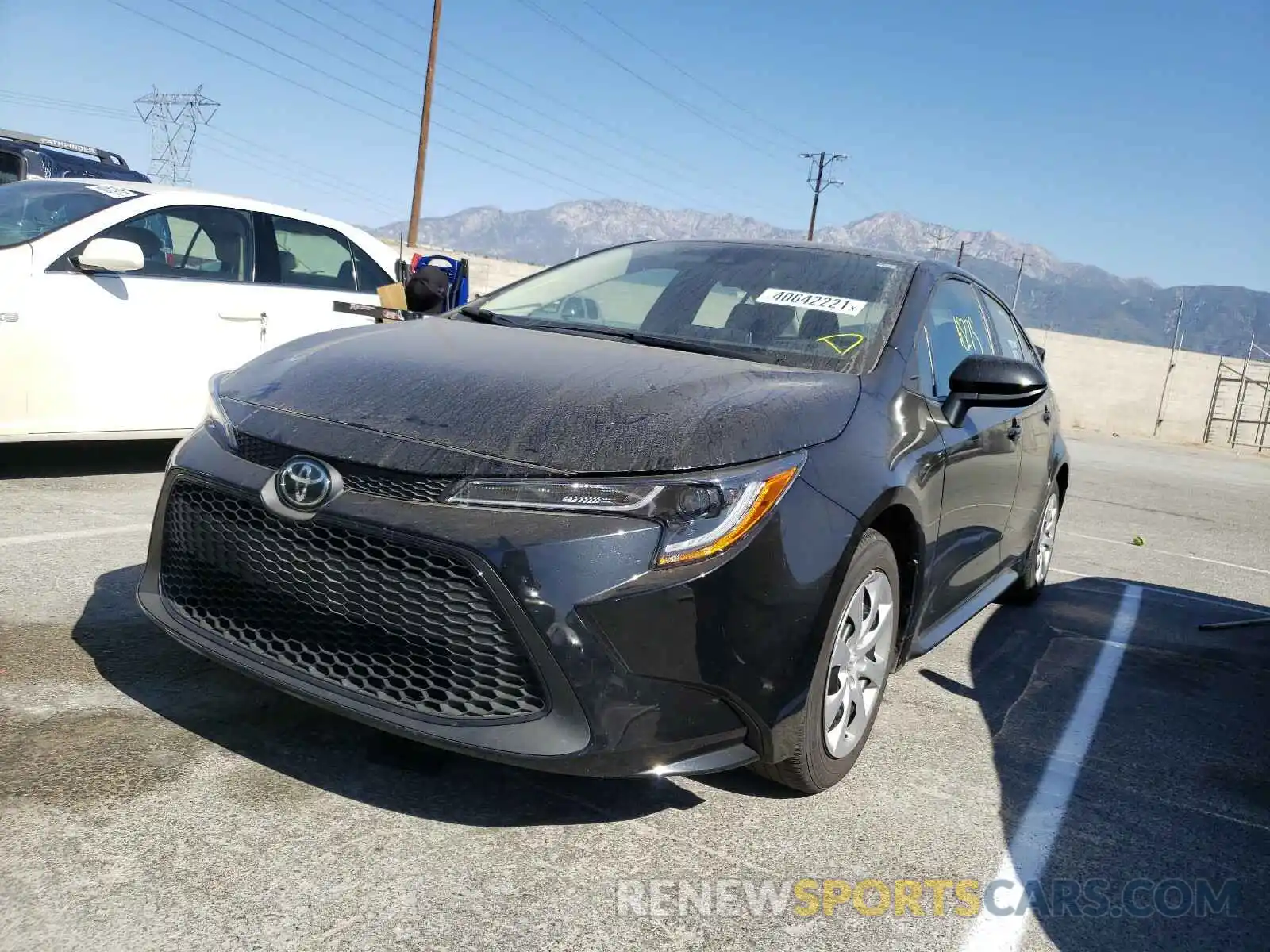 2 Photograph of a damaged car 5YFEPRAE8LP116654 TOYOTA COROLLA 2020