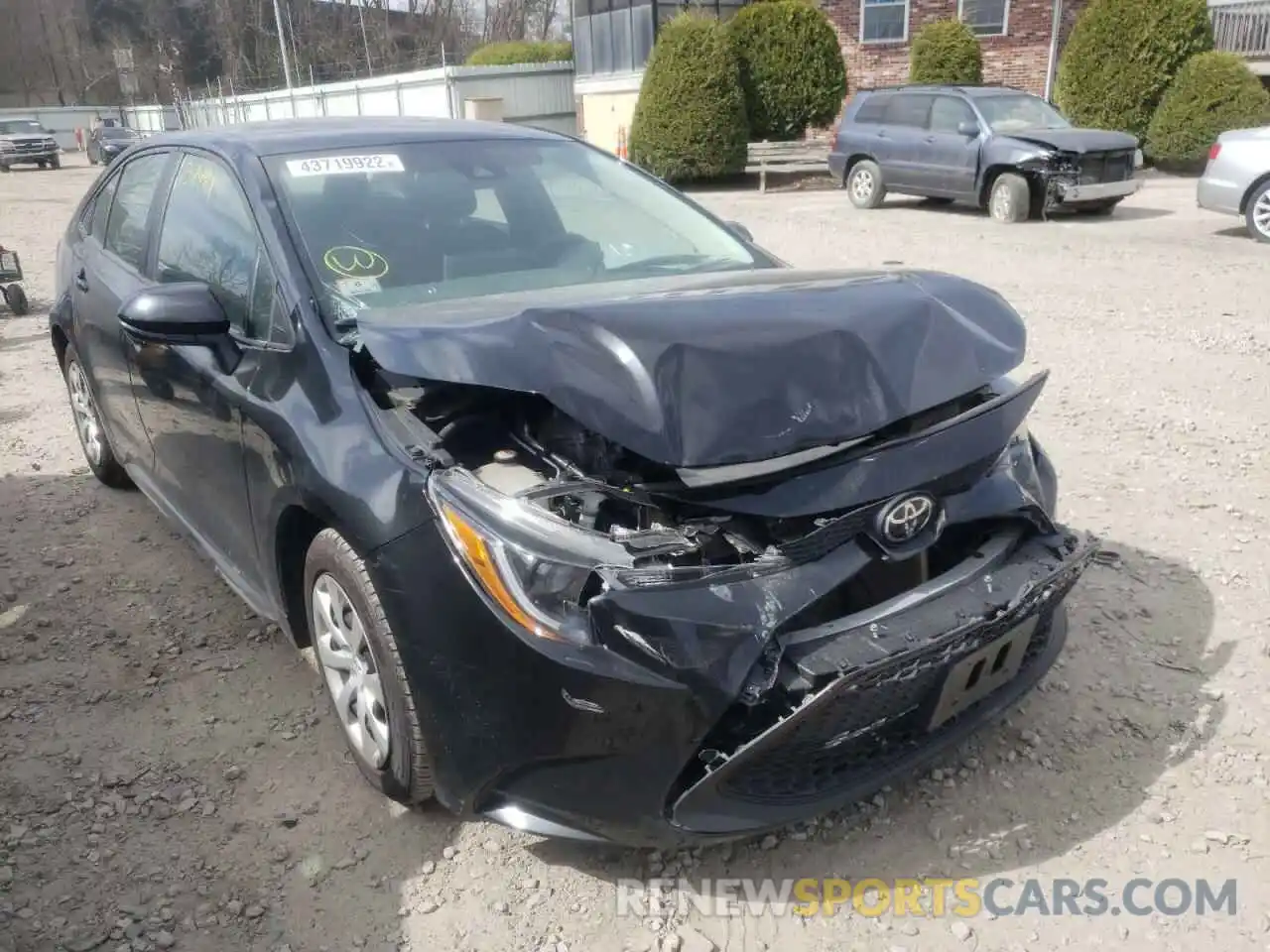 9 Photograph of a damaged car 5YFEPRAE8LP116783 TOYOTA COROLLA 2020