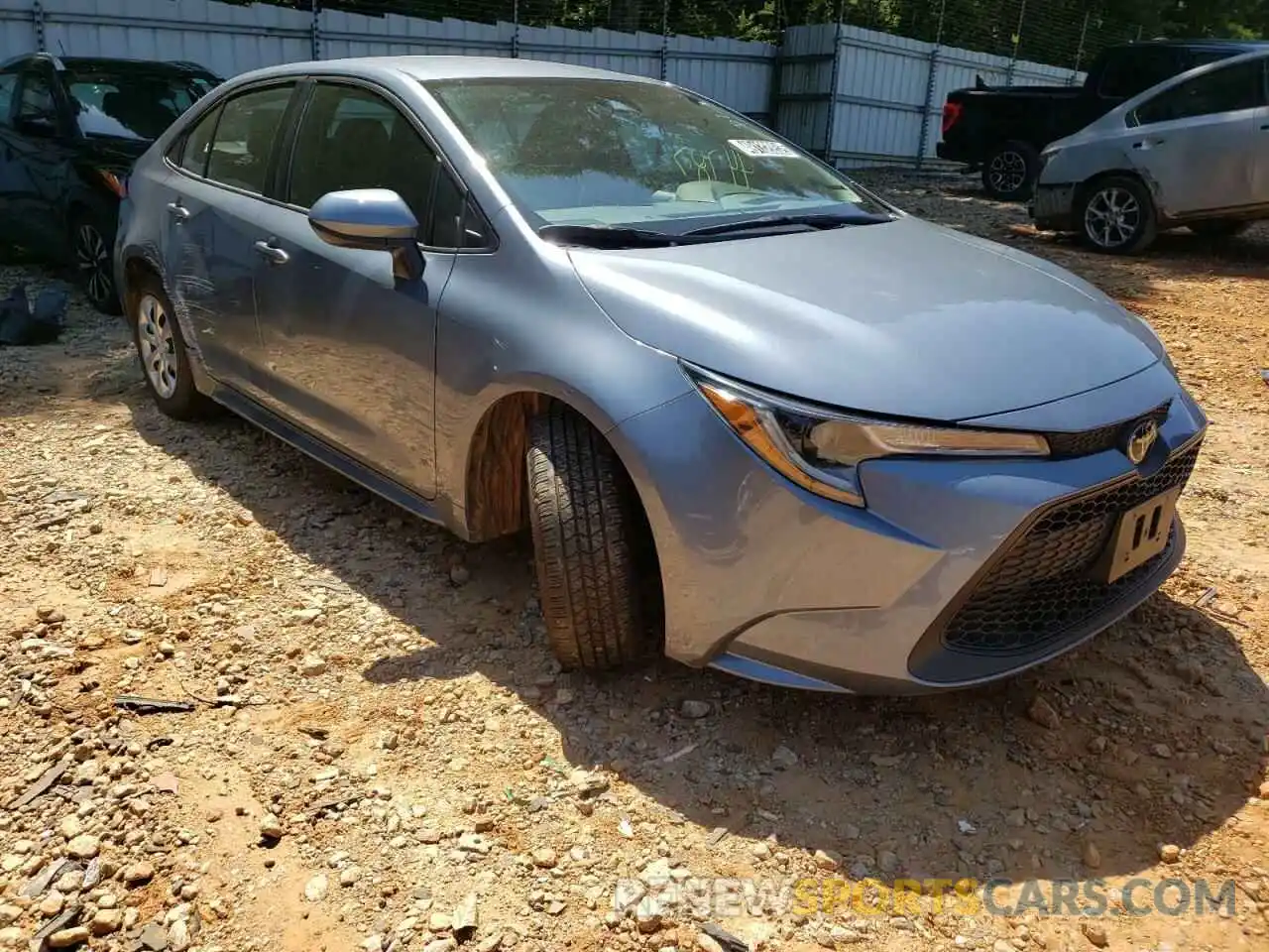 1 Photograph of a damaged car 5YFEPRAE8LP118808 TOYOTA COROLLA 2020