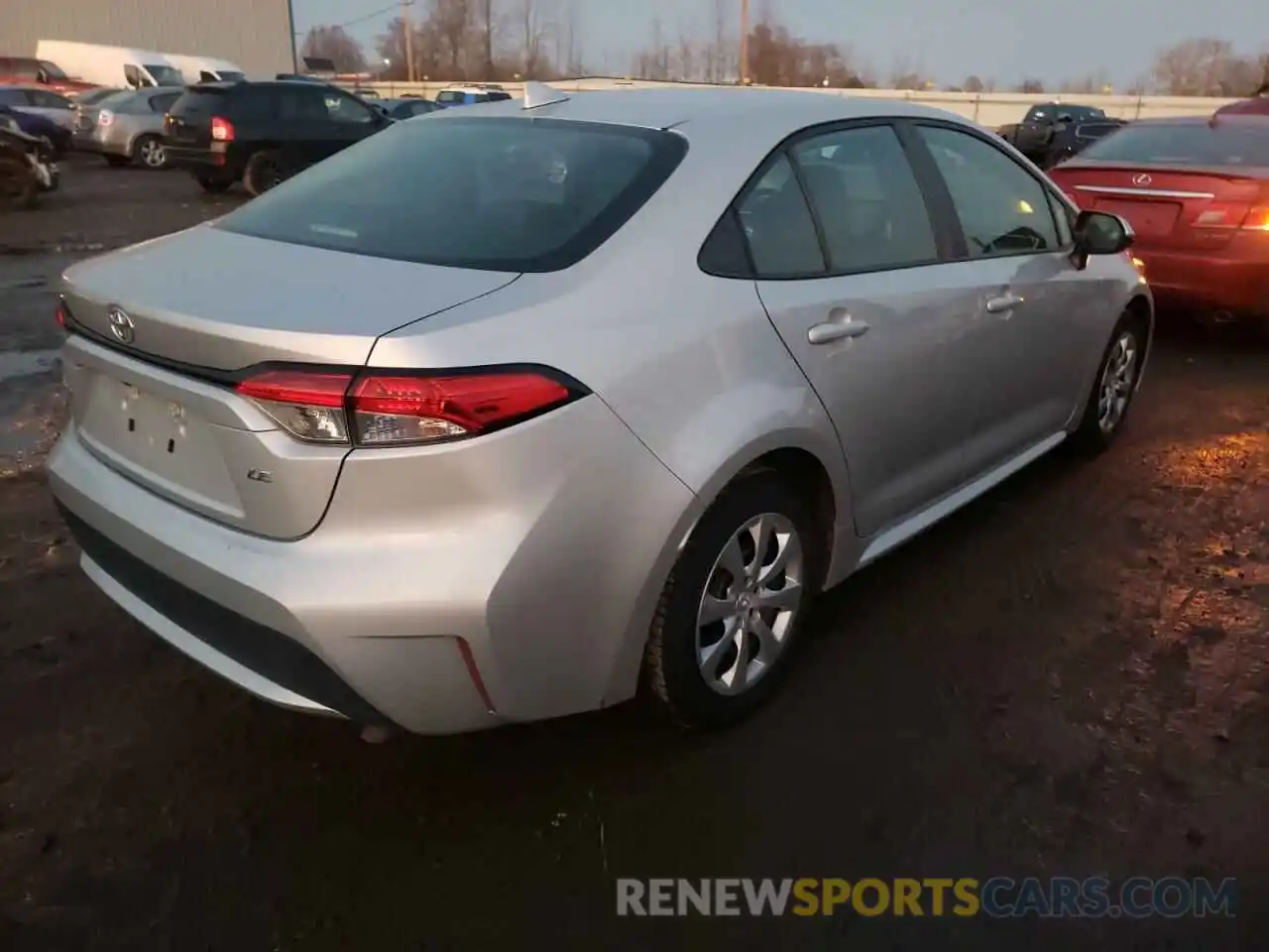 4 Photograph of a damaged car 5YFEPRAE8LP119067 TOYOTA COROLLA 2020