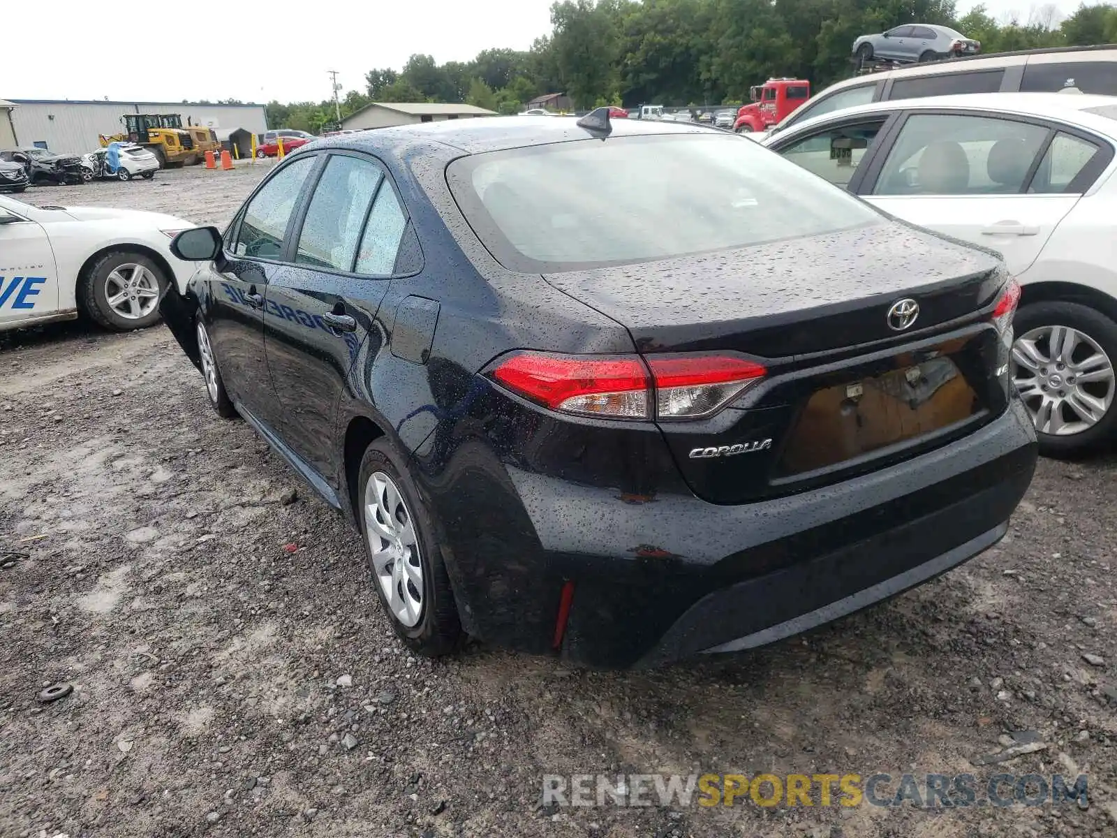 3 Photograph of a damaged car 5YFEPRAE8LP119103 TOYOTA COROLLA 2020