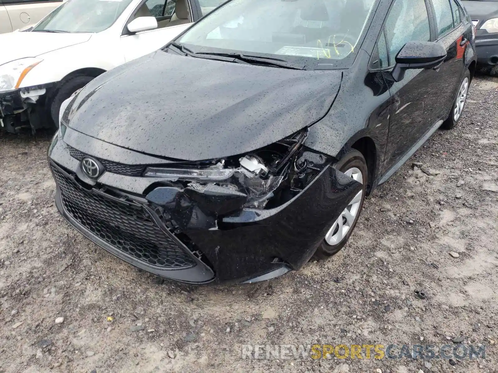 9 Photograph of a damaged car 5YFEPRAE8LP119103 TOYOTA COROLLA 2020