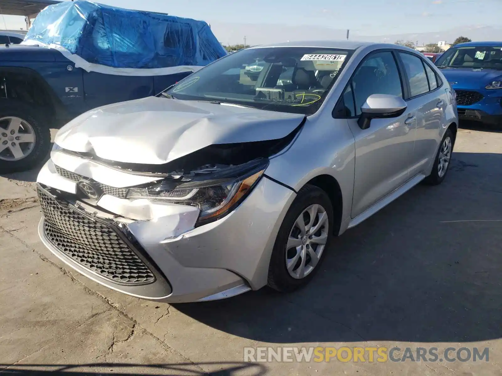 2 Photograph of a damaged car 5YFEPRAE8LP119201 TOYOTA COROLLA 2020