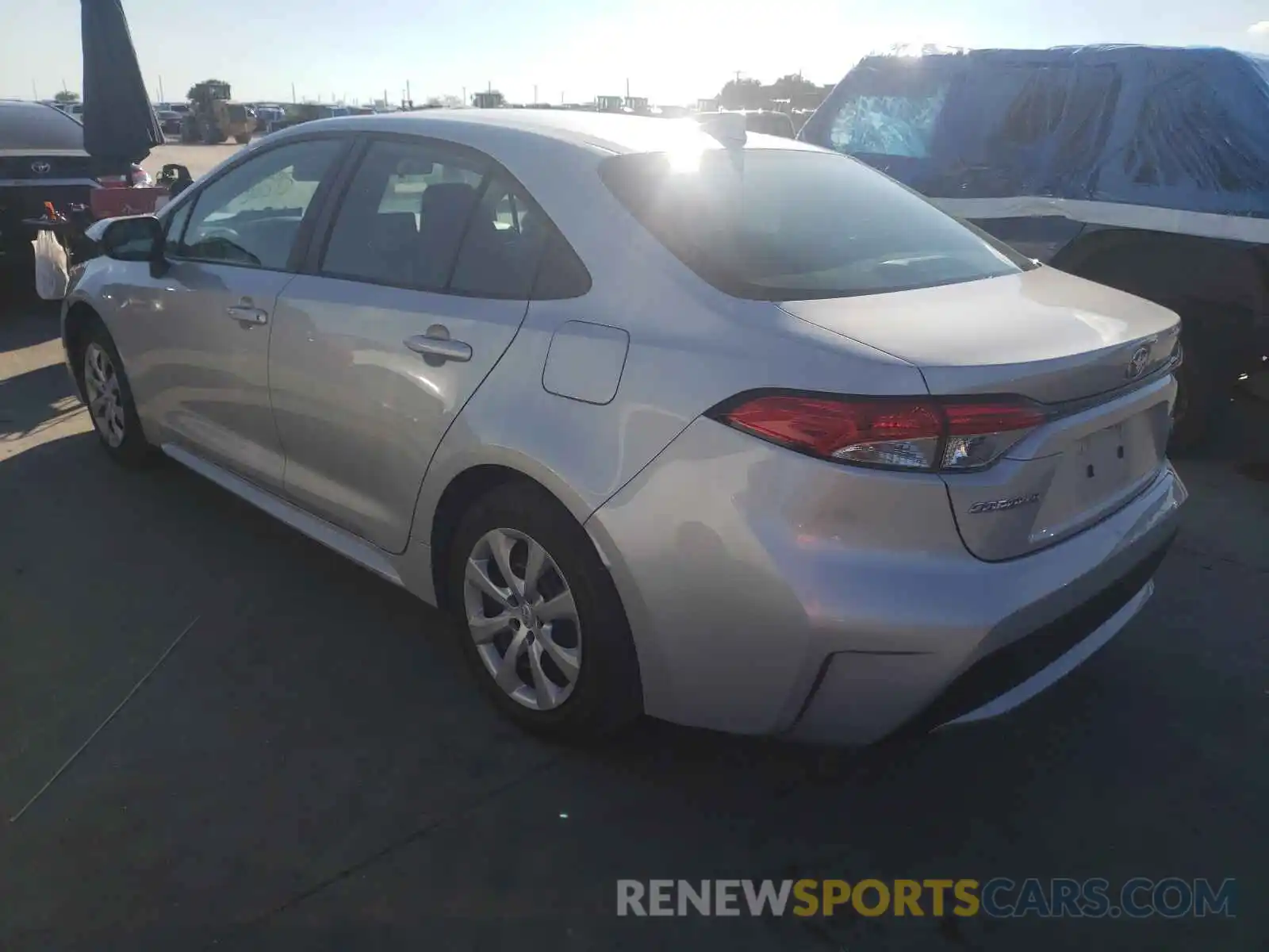 3 Photograph of a damaged car 5YFEPRAE8LP119201 TOYOTA COROLLA 2020