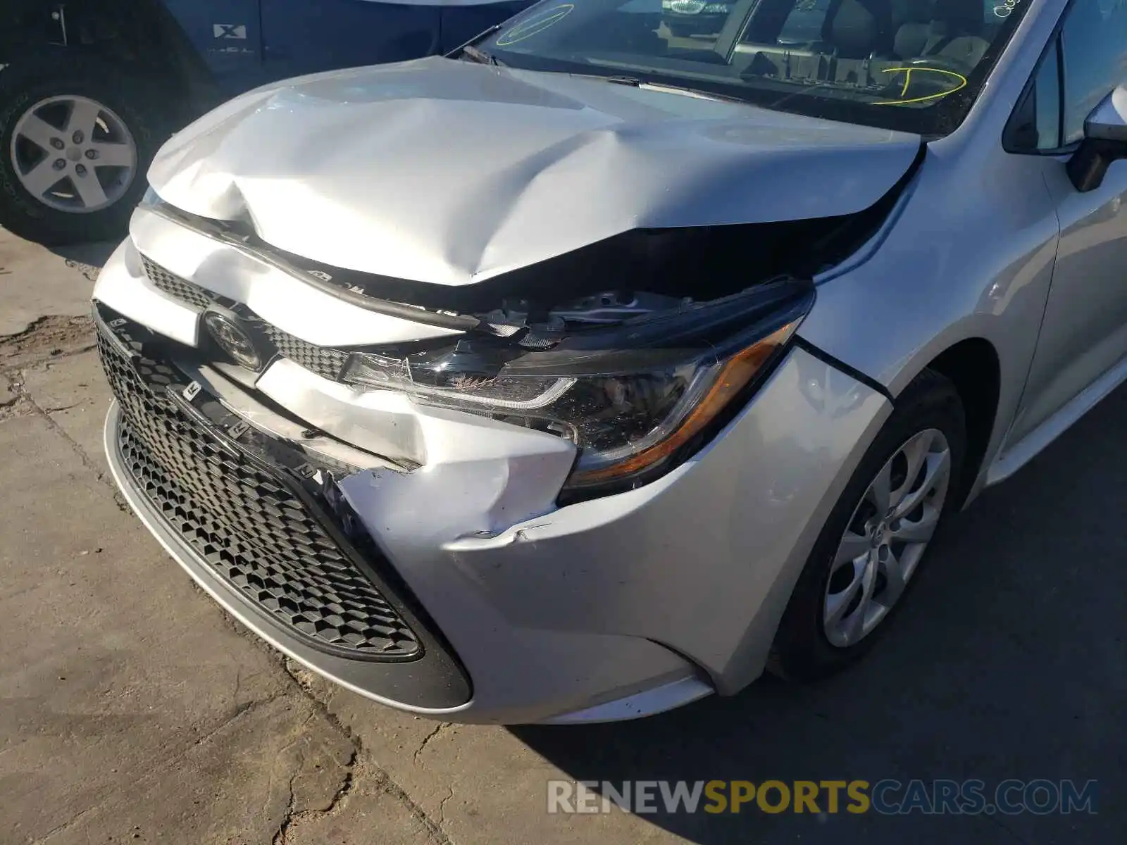 9 Photograph of a damaged car 5YFEPRAE8LP119201 TOYOTA COROLLA 2020