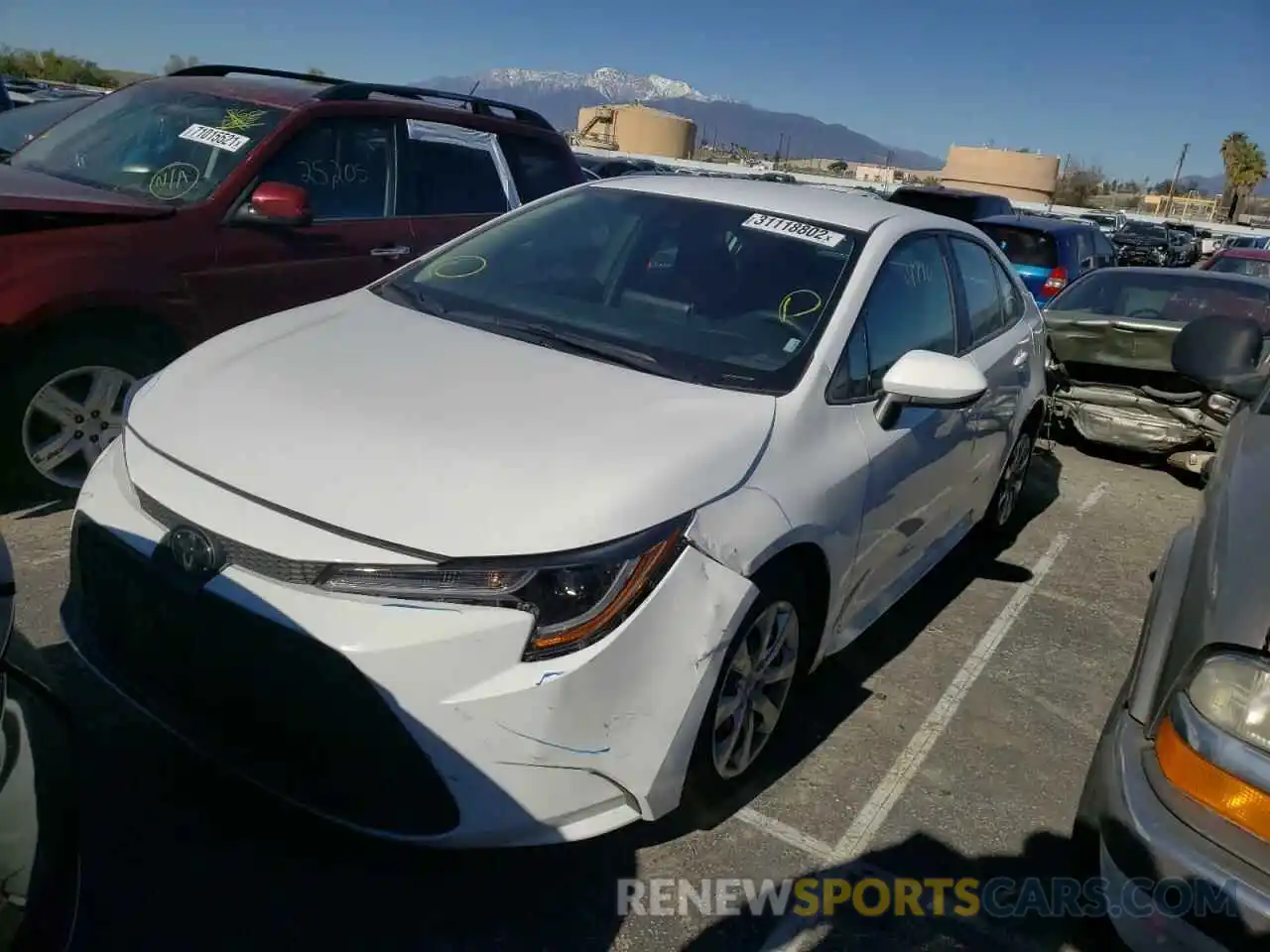 2 Photograph of a damaged car 5YFEPRAE8LP119280 TOYOTA COROLLA 2020