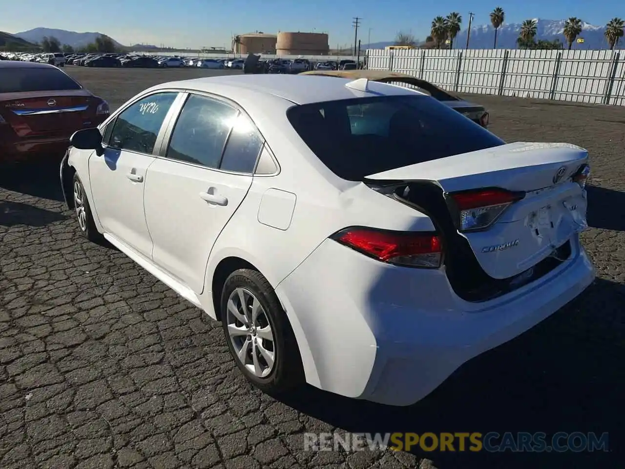 3 Photograph of a damaged car 5YFEPRAE8LP119280 TOYOTA COROLLA 2020