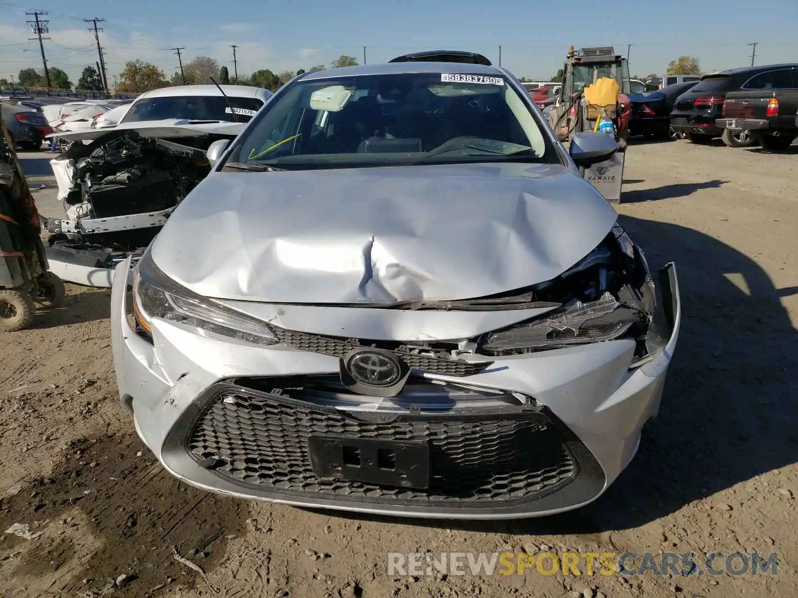 9 Photograph of a damaged car 5YFEPRAE8LP119408 TOYOTA COROLLA 2020