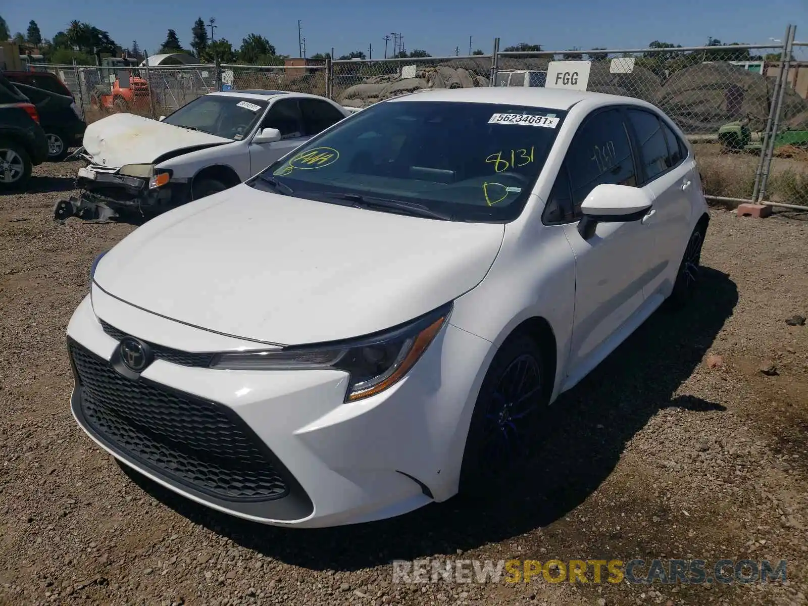 2 Photograph of a damaged car 5YFEPRAE8LP119814 TOYOTA COROLLA 2020