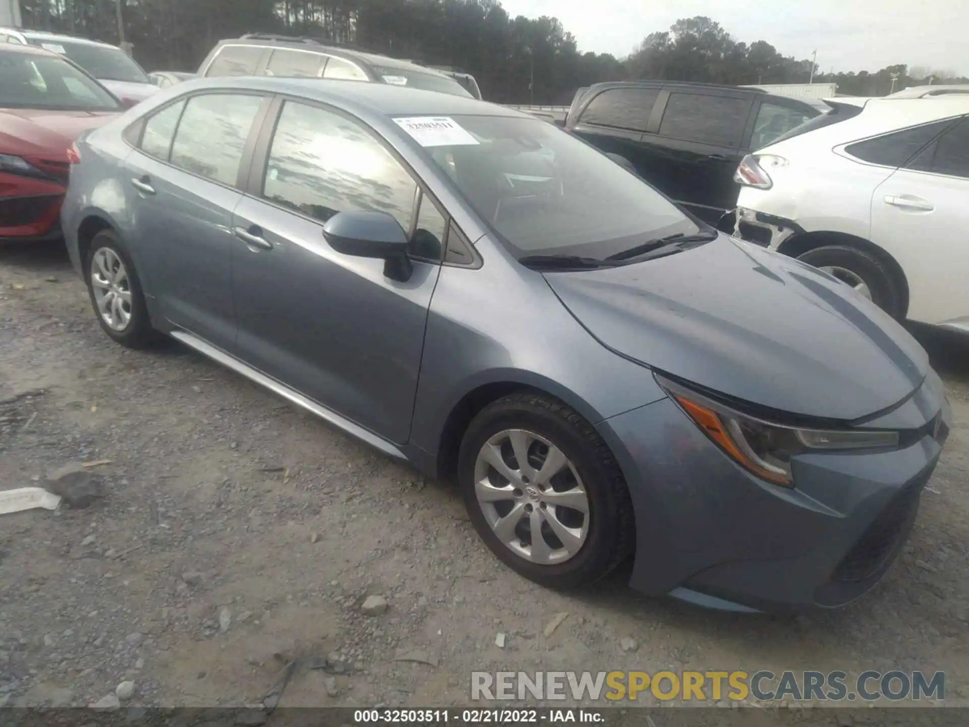 1 Photograph of a damaged car 5YFEPRAE8LP120297 TOYOTA COROLLA 2020