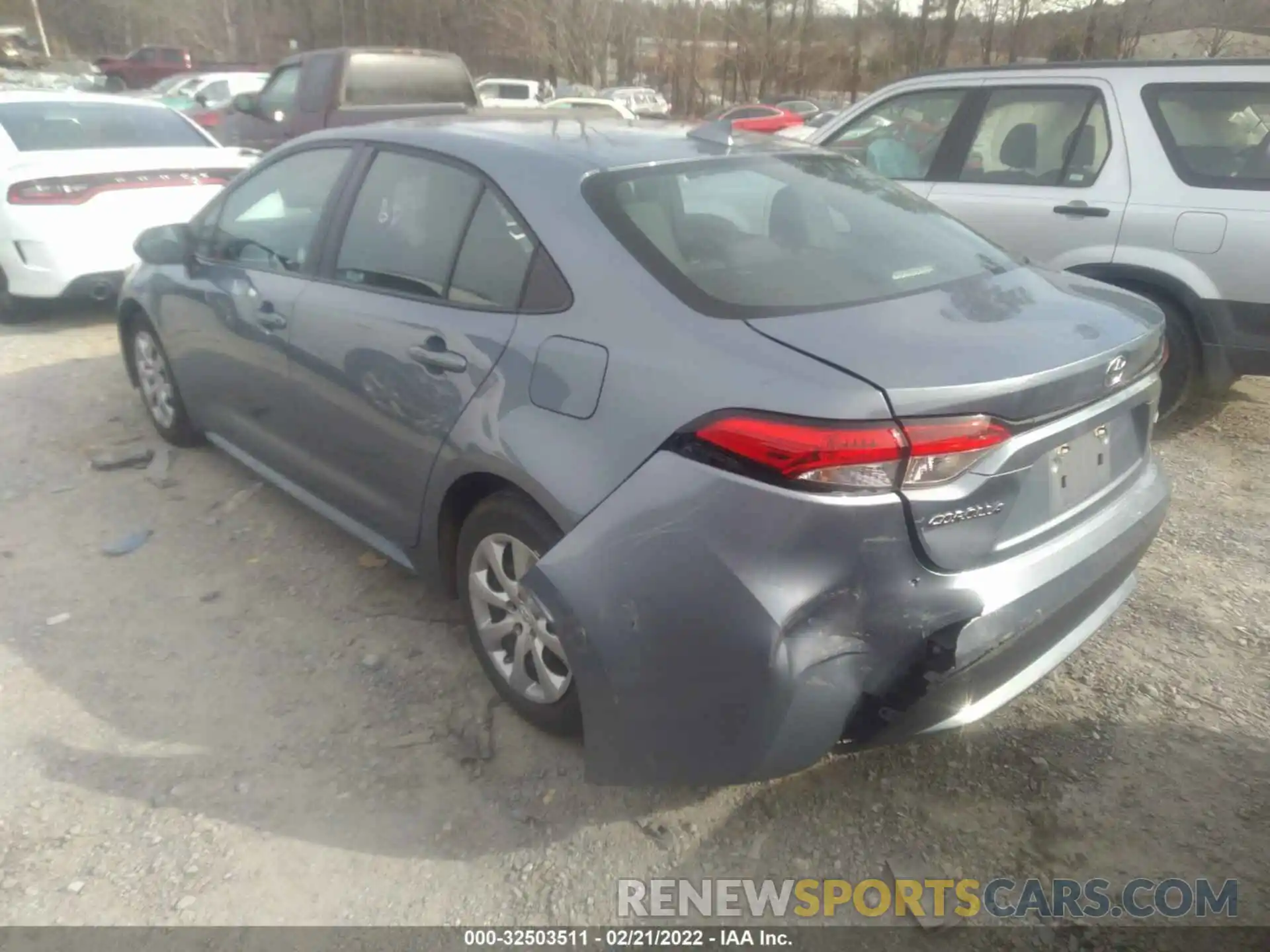 3 Photograph of a damaged car 5YFEPRAE8LP120297 TOYOTA COROLLA 2020