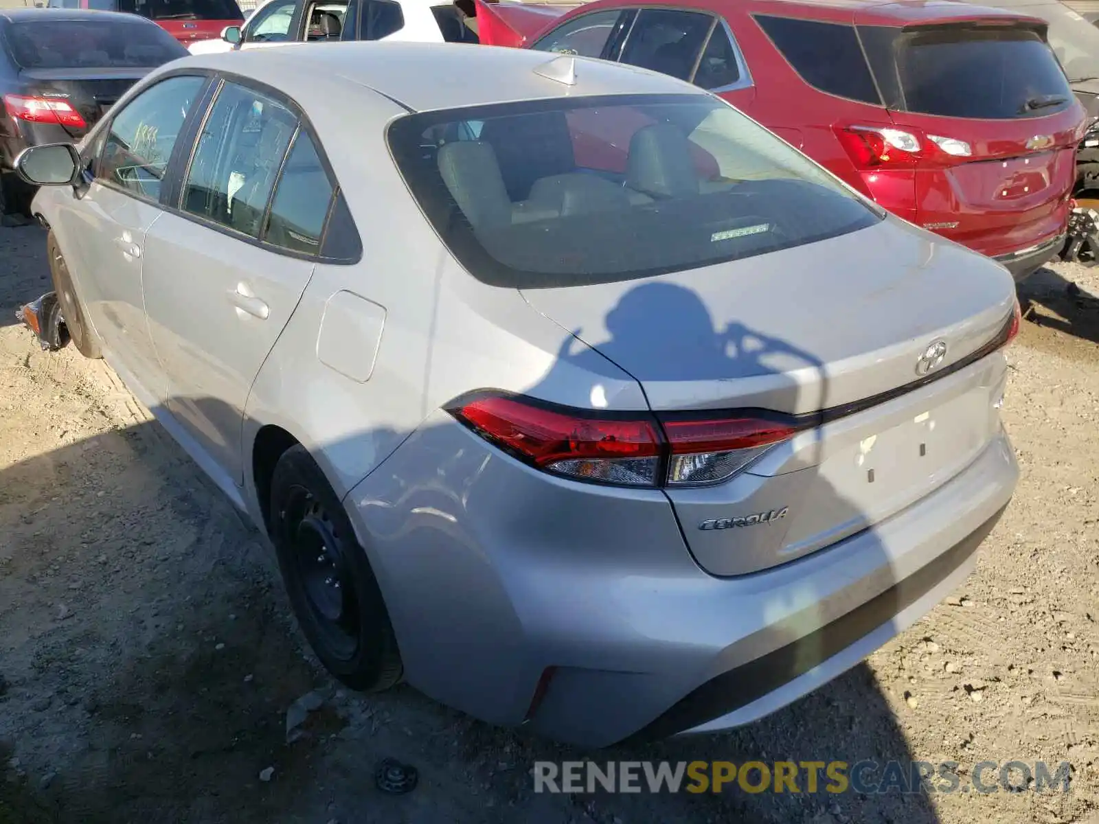 3 Photograph of a damaged car 5YFEPRAE8LP120557 TOYOTA COROLLA 2020