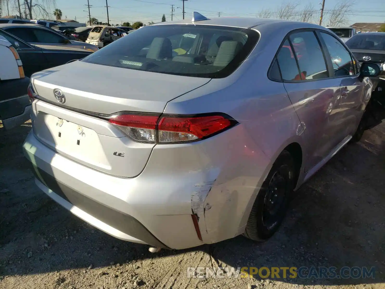 4 Photograph of a damaged car 5YFEPRAE8LP120557 TOYOTA COROLLA 2020