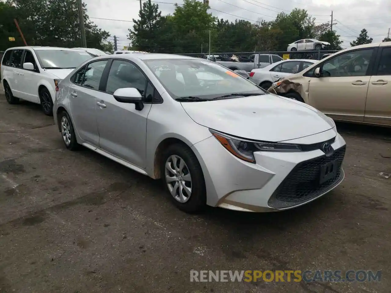 1 Photograph of a damaged car 5YFEPRAE8LP120655 TOYOTA COROLLA 2020