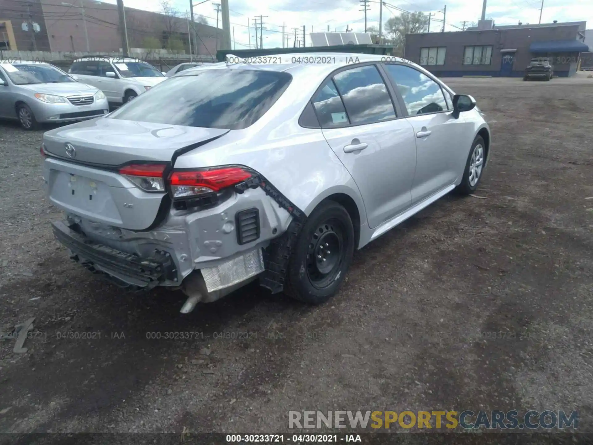 4 Photograph of a damaged car 5YFEPRAE8LP121529 TOYOTA COROLLA 2020