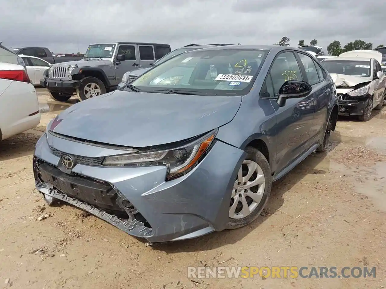 2 Photograph of a damaged car 5YFEPRAE8LP121742 TOYOTA COROLLA 2020