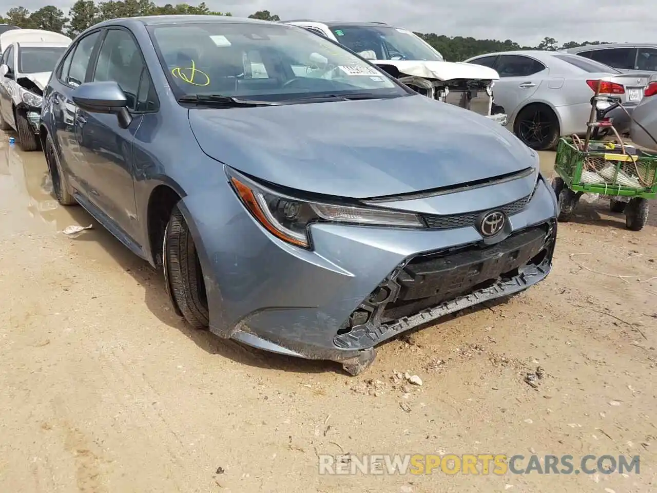 9 Photograph of a damaged car 5YFEPRAE8LP121742 TOYOTA COROLLA 2020