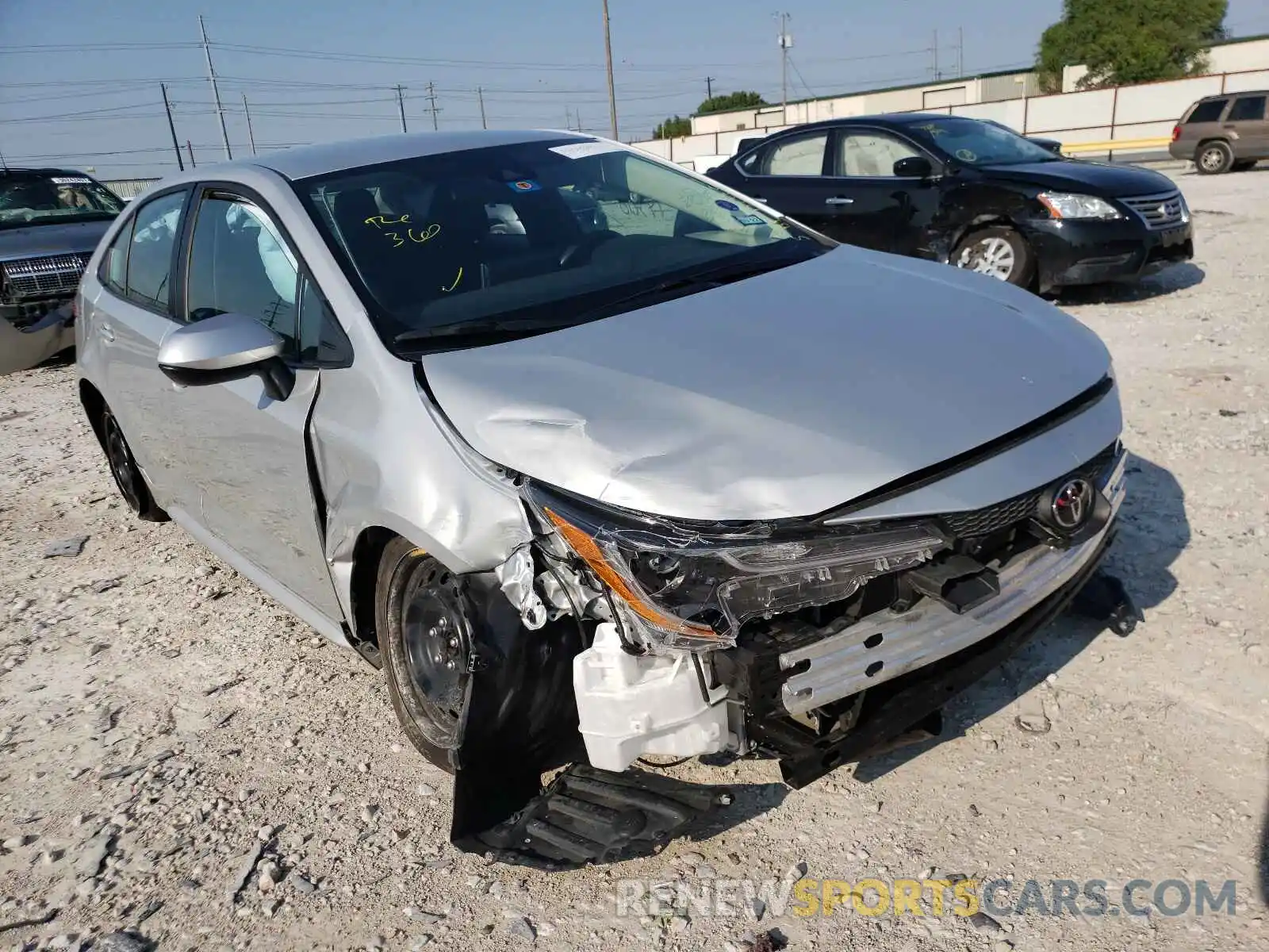 1 Photograph of a damaged car 5YFEPRAE8LP122325 TOYOTA COROLLA 2020