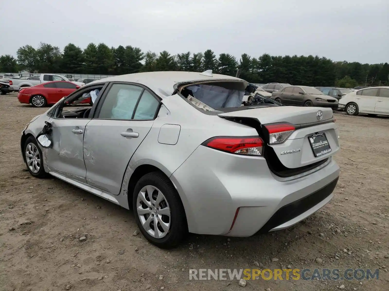 3 Photograph of a damaged car 5YFEPRAE8LP122521 TOYOTA COROLLA 2020