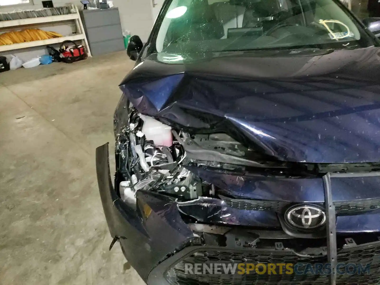 9 Photograph of a damaged car 5YFEPRAE8LP123104 TOYOTA COROLLA 2020