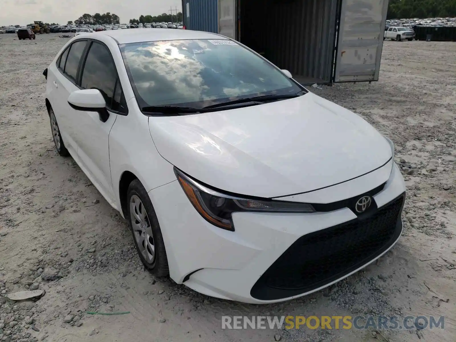 1 Photograph of a damaged car 5YFEPRAE8LP123202 TOYOTA COROLLA 2020