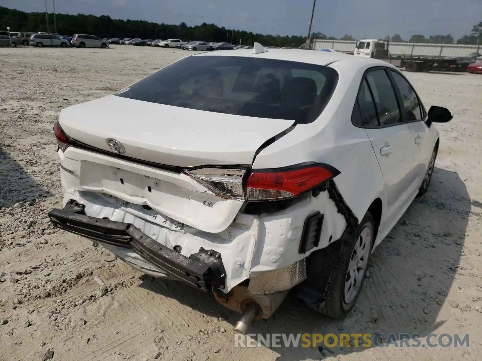 4 Photograph of a damaged car 5YFEPRAE8LP123202 TOYOTA COROLLA 2020