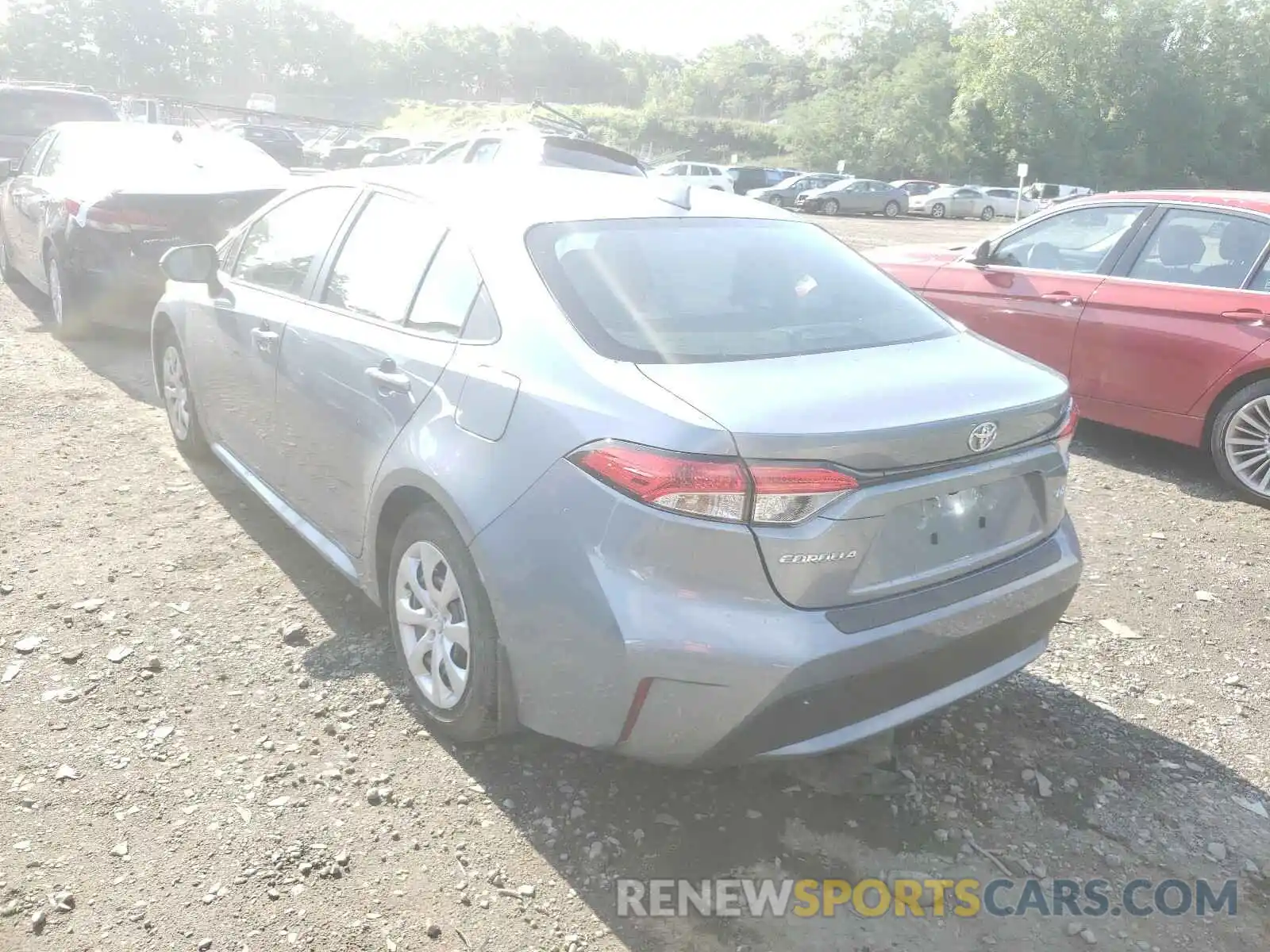 3 Photograph of a damaged car 5YFEPRAE8LP125094 TOYOTA COROLLA 2020