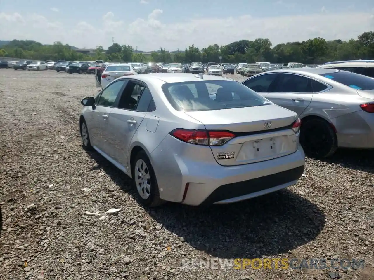 3 Photograph of a damaged car 5YFEPRAE8LP127864 TOYOTA COROLLA 2020