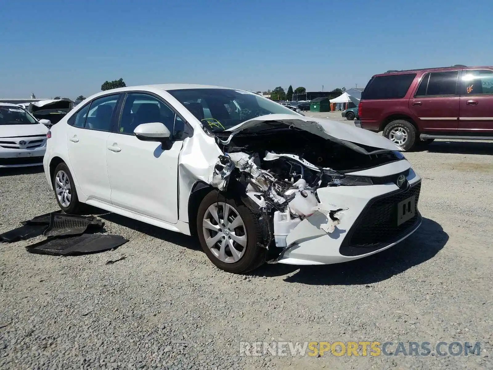 1 Photograph of a damaged car 5YFEPRAE8LP127895 TOYOTA COROLLA 2020