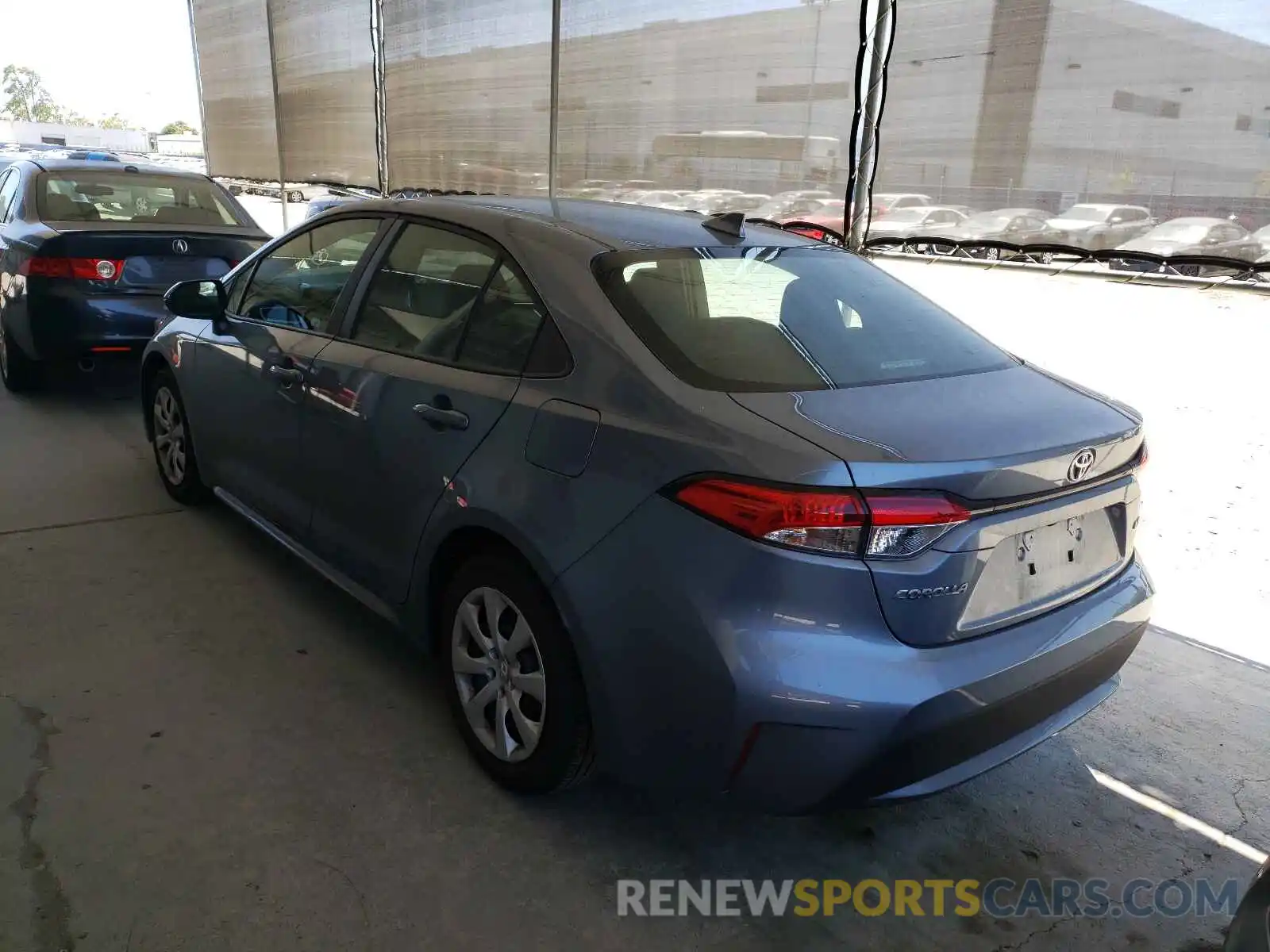 3 Photograph of a damaged car 5YFEPRAE8LP131557 TOYOTA COROLLA 2020