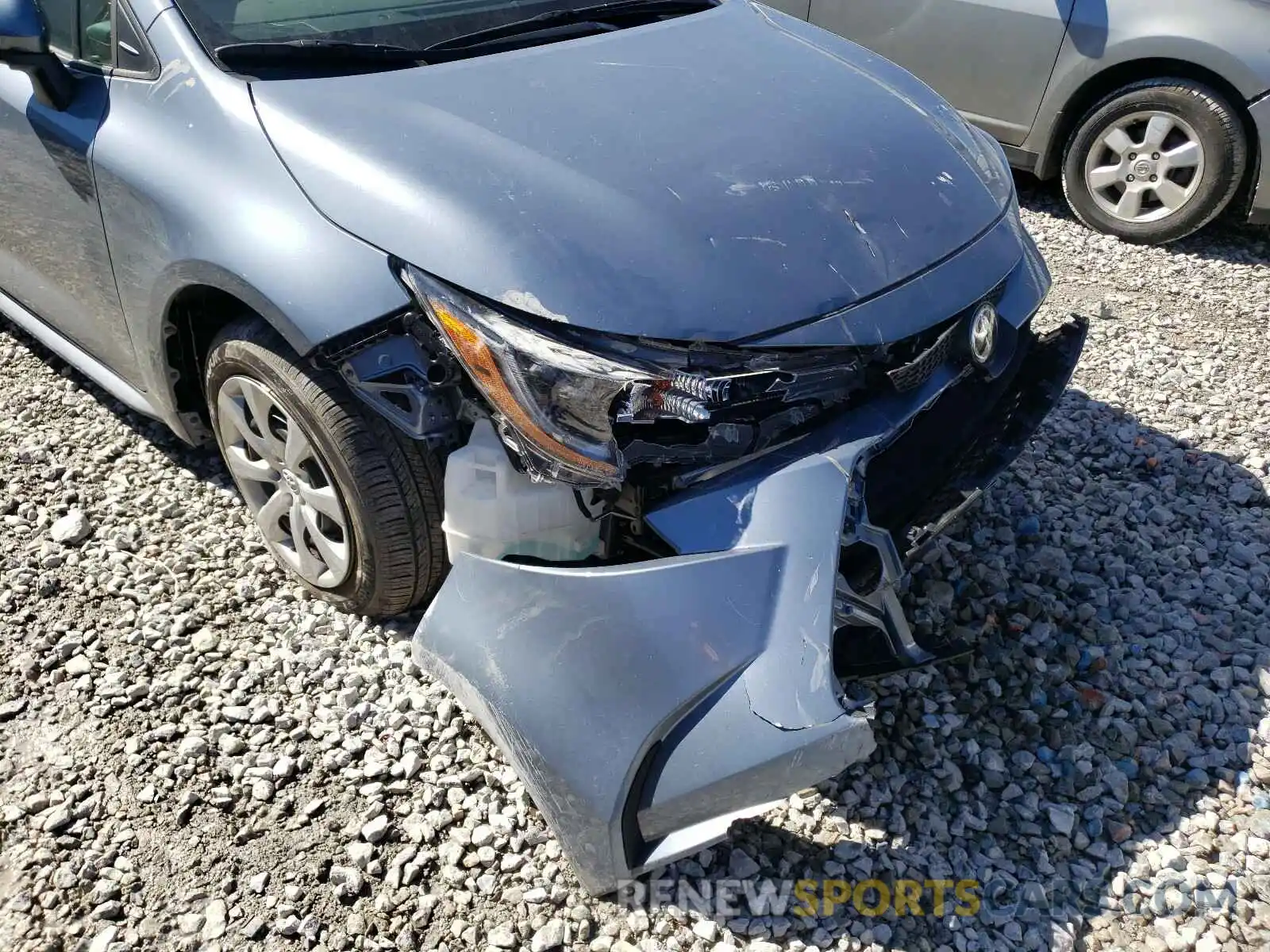 9 Photograph of a damaged car 5YFEPRAE8LP132160 TOYOTA COROLLA 2020