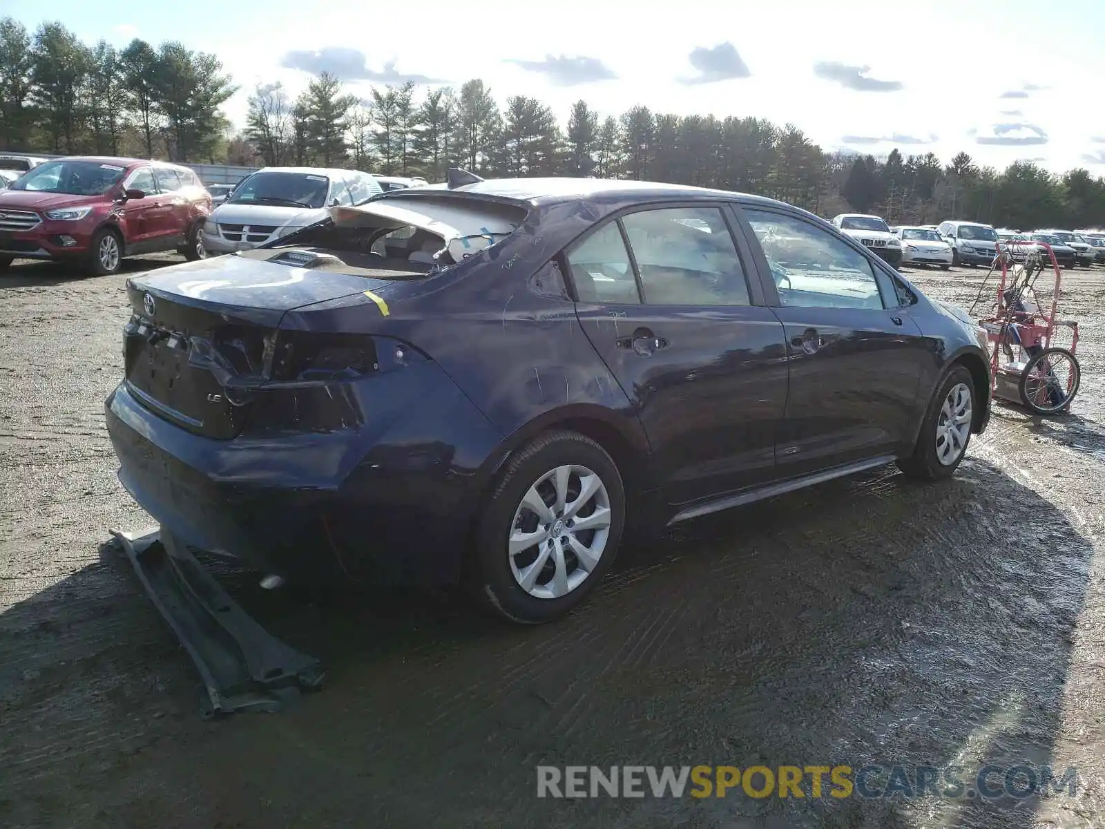 4 Photograph of a damaged car 5YFEPRAE8LP132658 TOYOTA COROLLA 2020