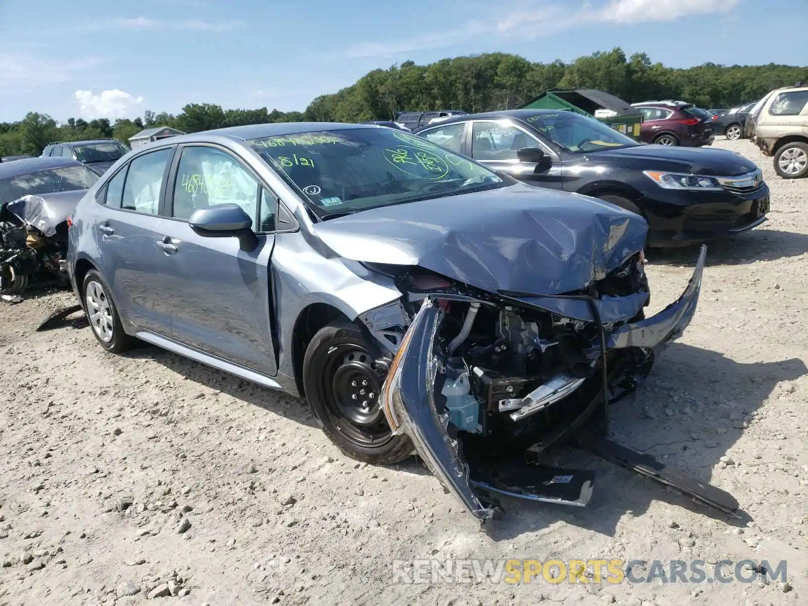 1 Photograph of a damaged car 5YFEPRAE8LP133065 TOYOTA COROLLA 2020