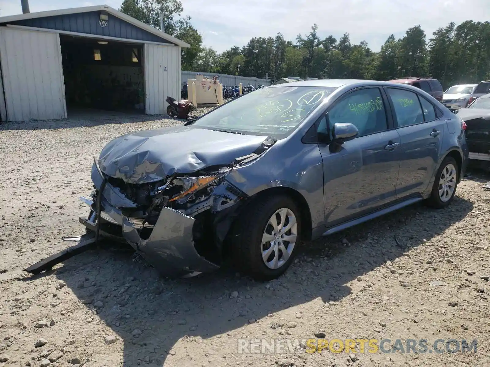 2 Photograph of a damaged car 5YFEPRAE8LP133065 TOYOTA COROLLA 2020