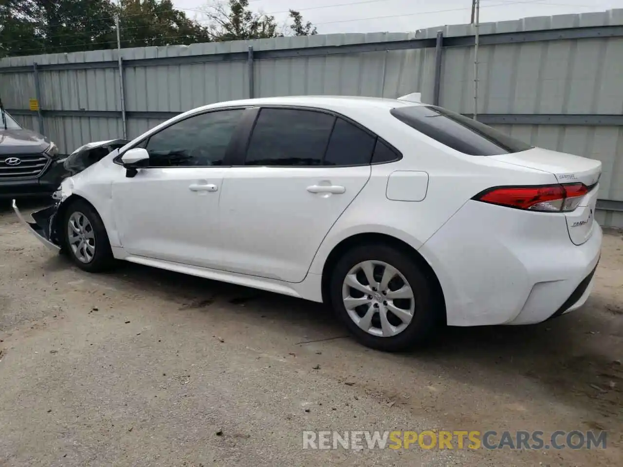 2 Photograph of a damaged car 5YFEPRAE8LP138685 TOYOTA COROLLA 2020