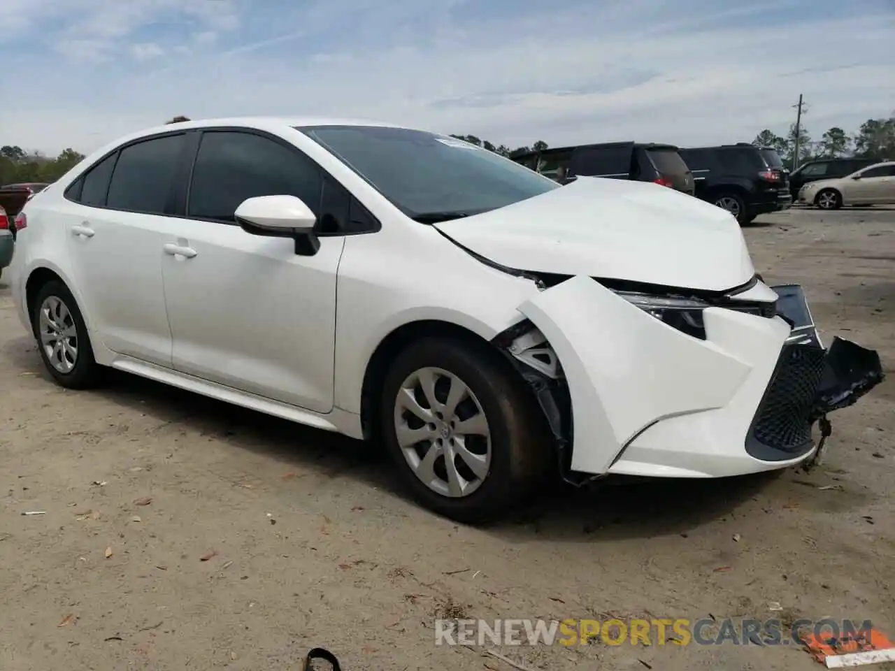 4 Photograph of a damaged car 5YFEPRAE8LP138685 TOYOTA COROLLA 2020