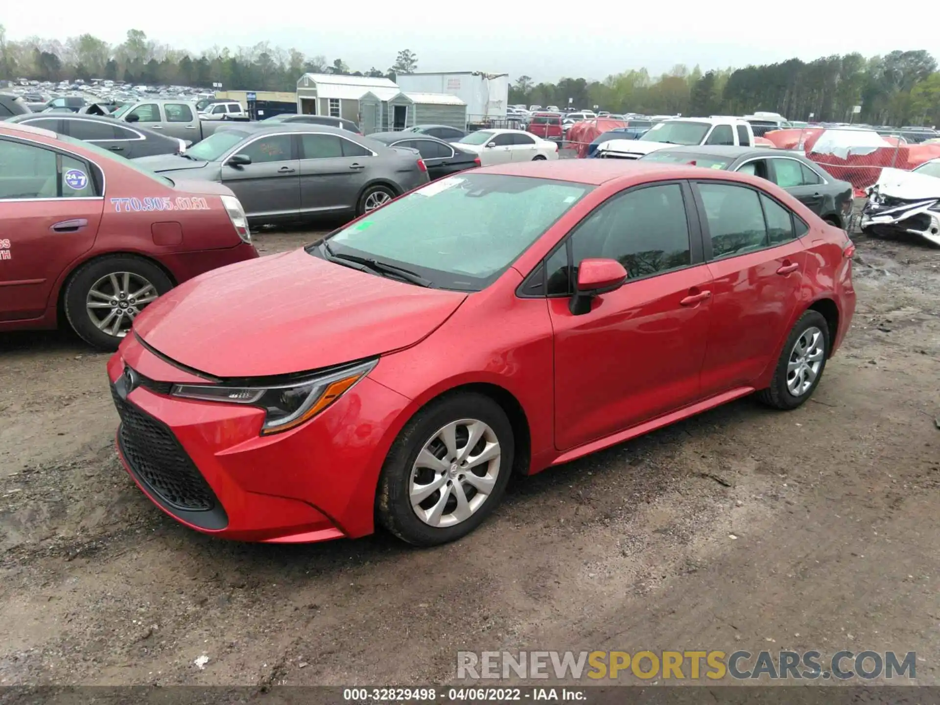 2 Photograph of a damaged car 5YFEPRAE8LP139934 TOYOTA COROLLA 2020