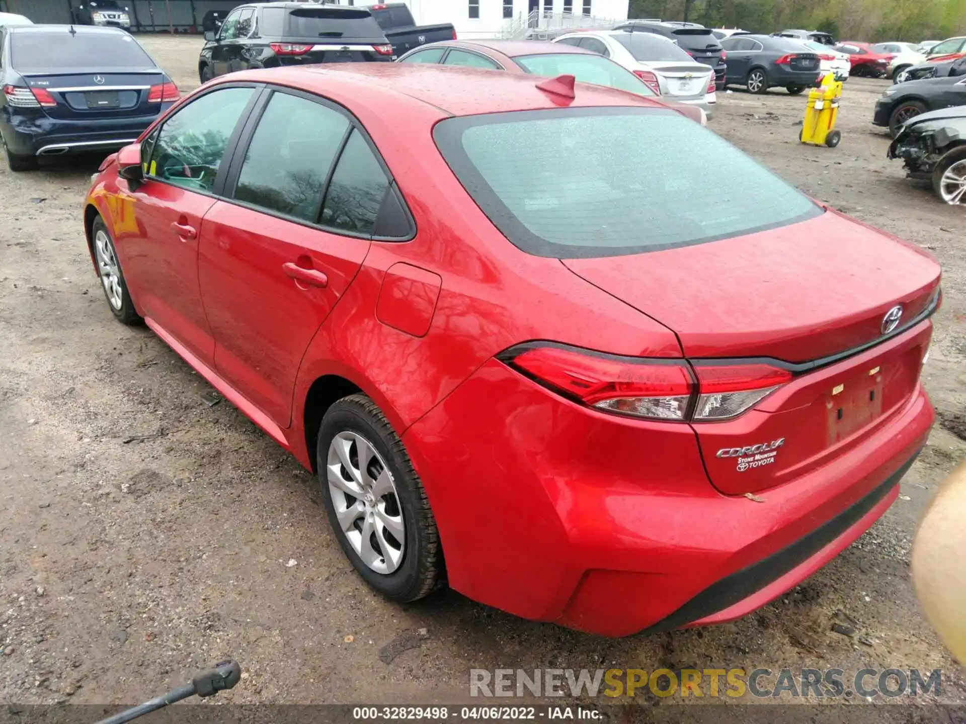 3 Photograph of a damaged car 5YFEPRAE8LP139934 TOYOTA COROLLA 2020