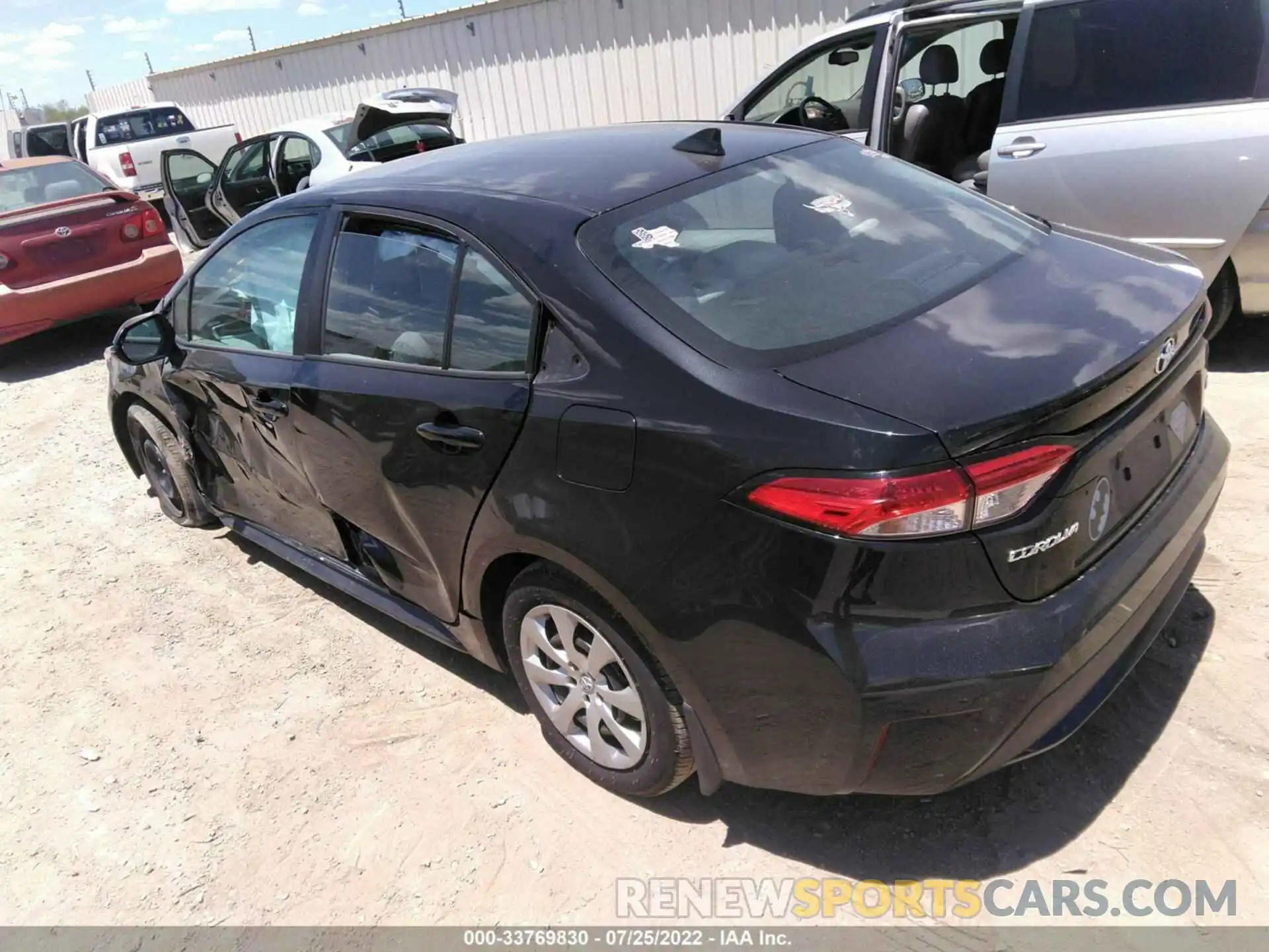 3 Photograph of a damaged car 5YFEPRAE8LP141568 TOYOTA COROLLA 2020