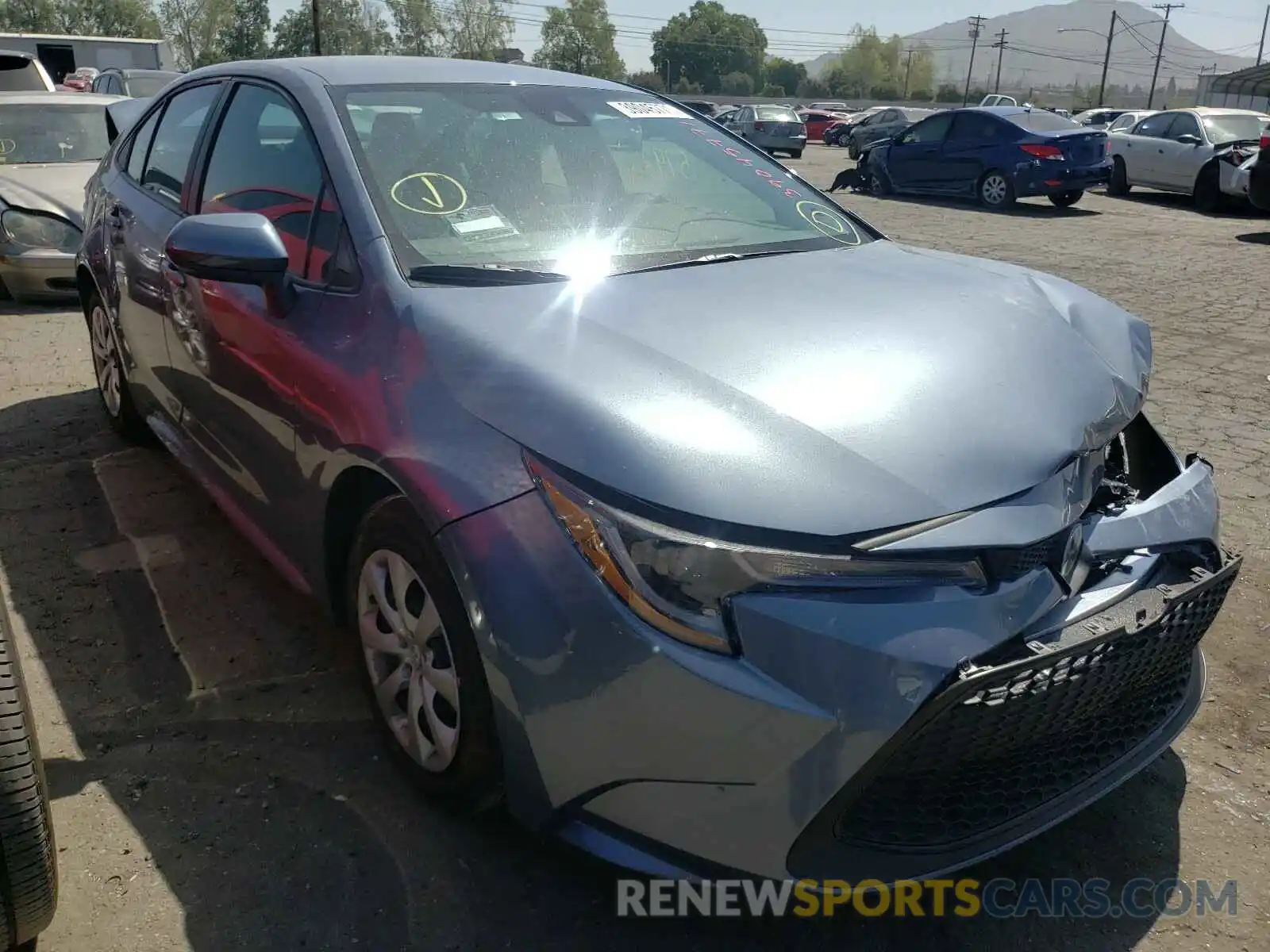 1 Photograph of a damaged car 5YFEPRAE8LP141859 TOYOTA COROLLA 2020