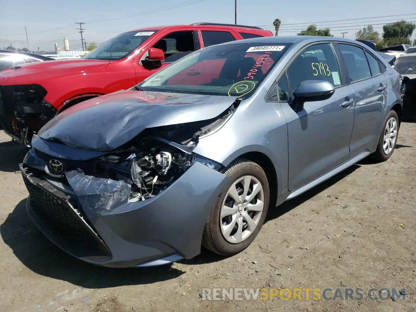 2 Photograph of a damaged car 5YFEPRAE8LP141859 TOYOTA COROLLA 2020