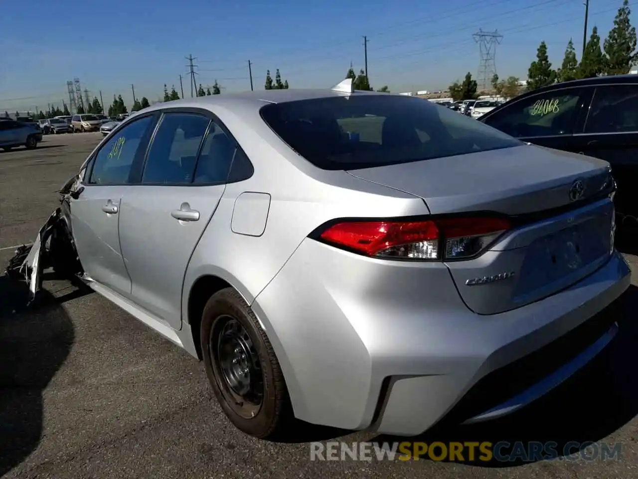 3 Photograph of a damaged car 5YFEPRAE8LP141912 TOYOTA COROLLA 2020