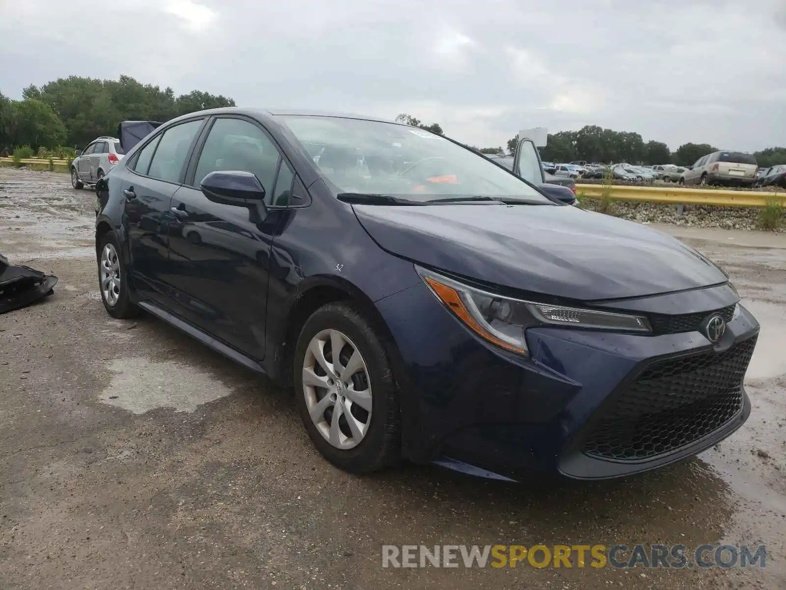 1 Photograph of a damaged car 5YFEPRAE8LP143854 TOYOTA COROLLA 2020