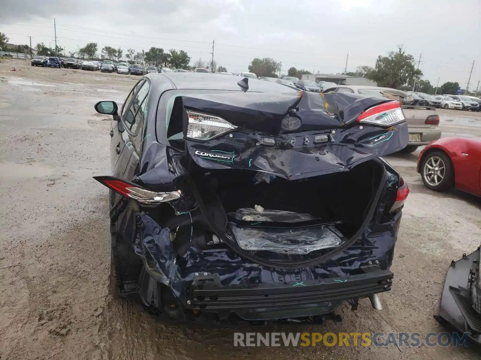 9 Photograph of a damaged car 5YFEPRAE8LP143854 TOYOTA COROLLA 2020