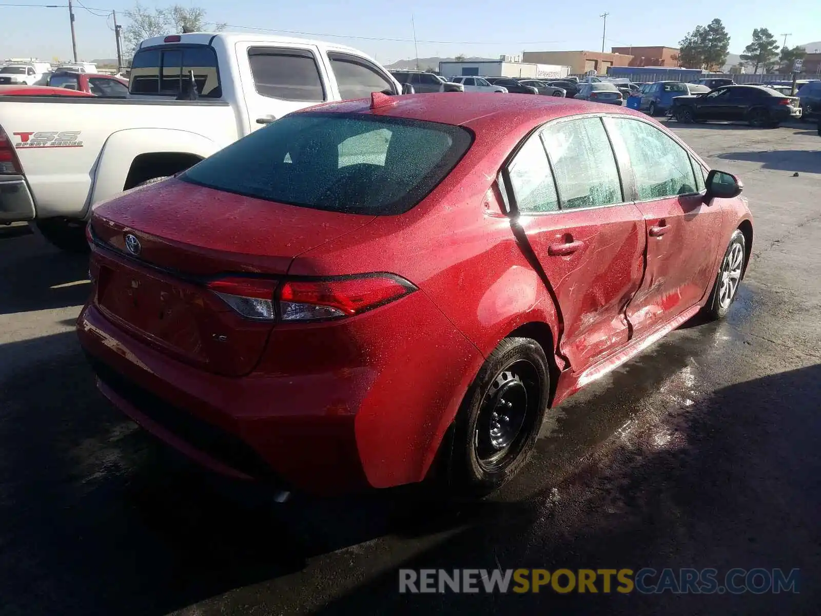 4 Photograph of a damaged car 5YFEPRAE8LP144695 TOYOTA COROLLA 2020