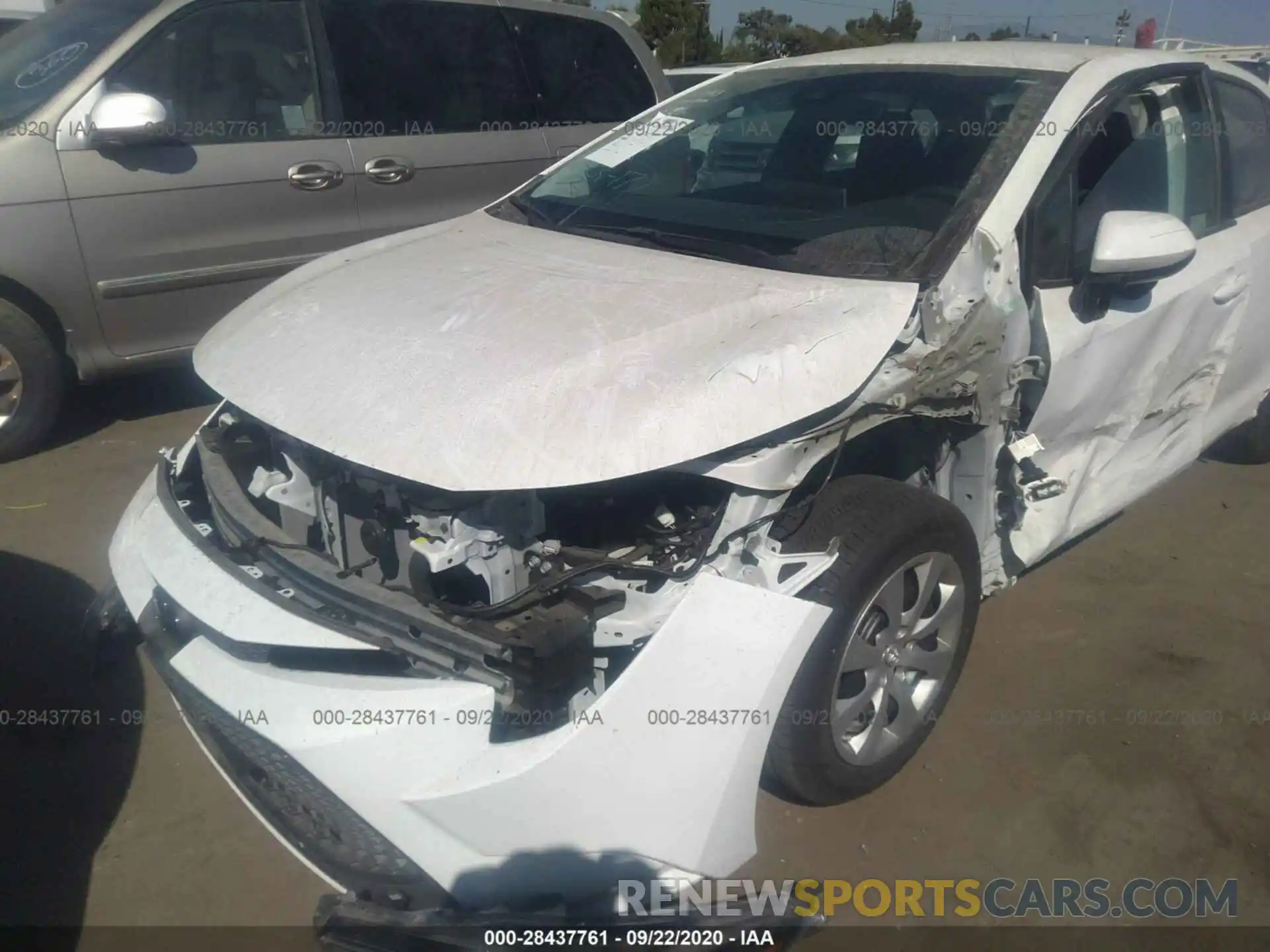 6 Photograph of a damaged car 5YFEPRAE9LP001366 TOYOTA COROLLA 2020