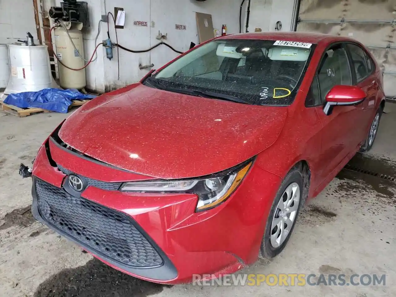 2 Photograph of a damaged car 5YFEPRAE9LP003957 TOYOTA COROLLA 2020